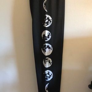 SHEIN moon phase leggings